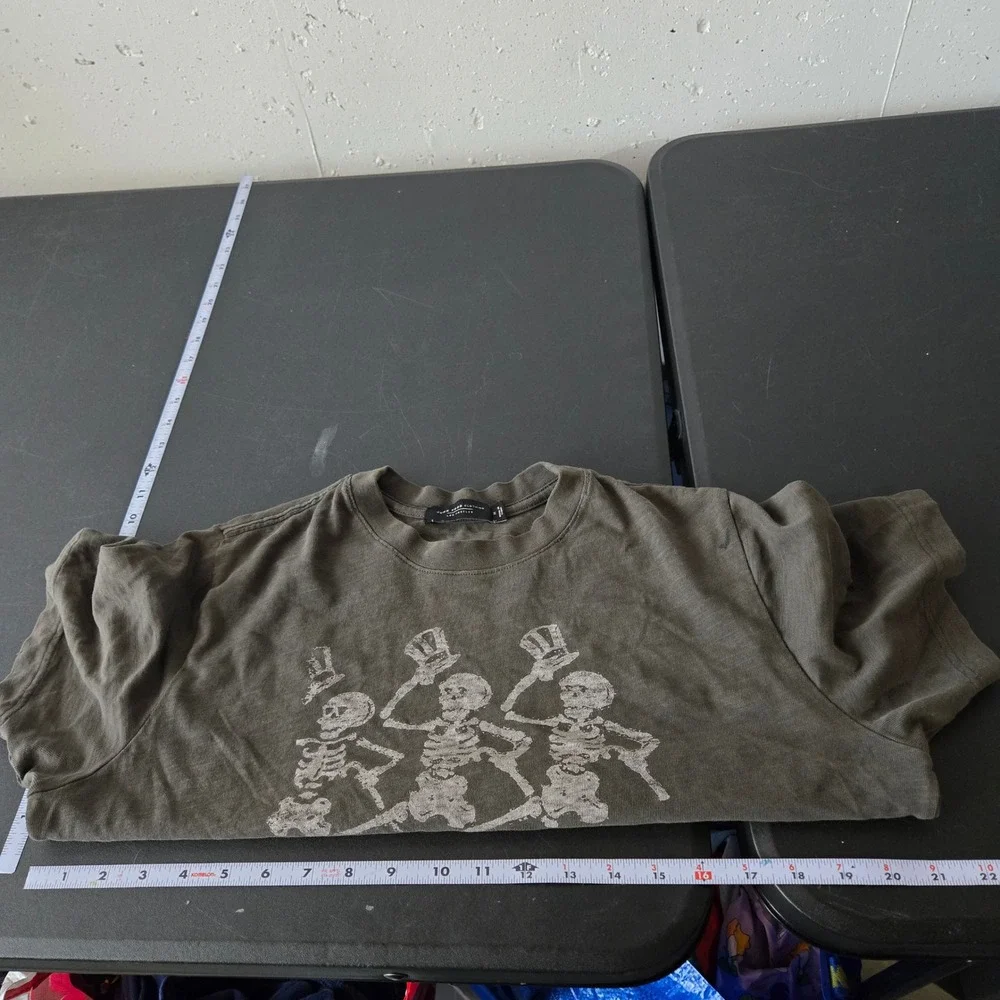 Junk Food Grateful Dead Skeletons Crop Graphic Tee Medium Band Tee Festival Rock - Picture 8 of 10